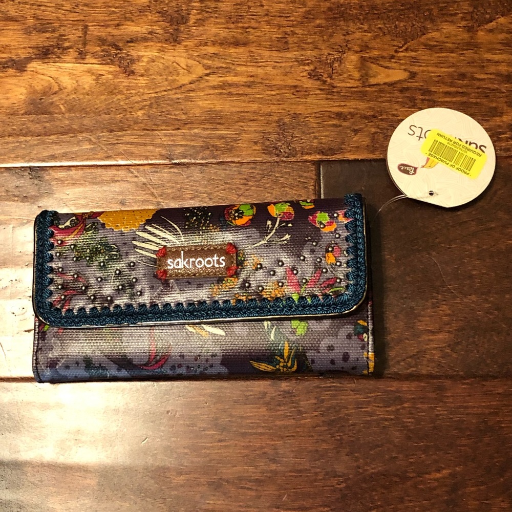Sakroots trifold wallet
